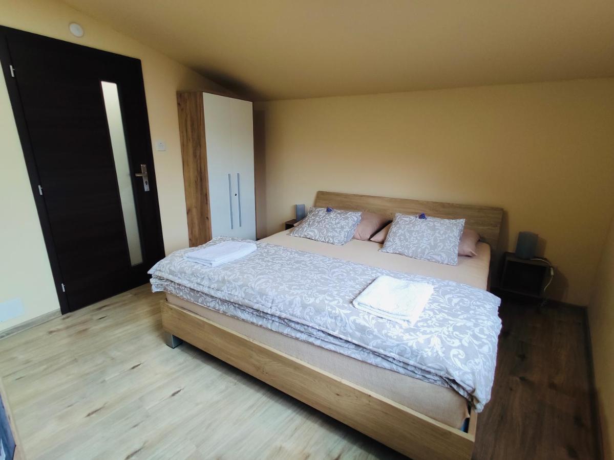 Grand Spa Holiday Home II Sklené Teplice Eksteriør billede
